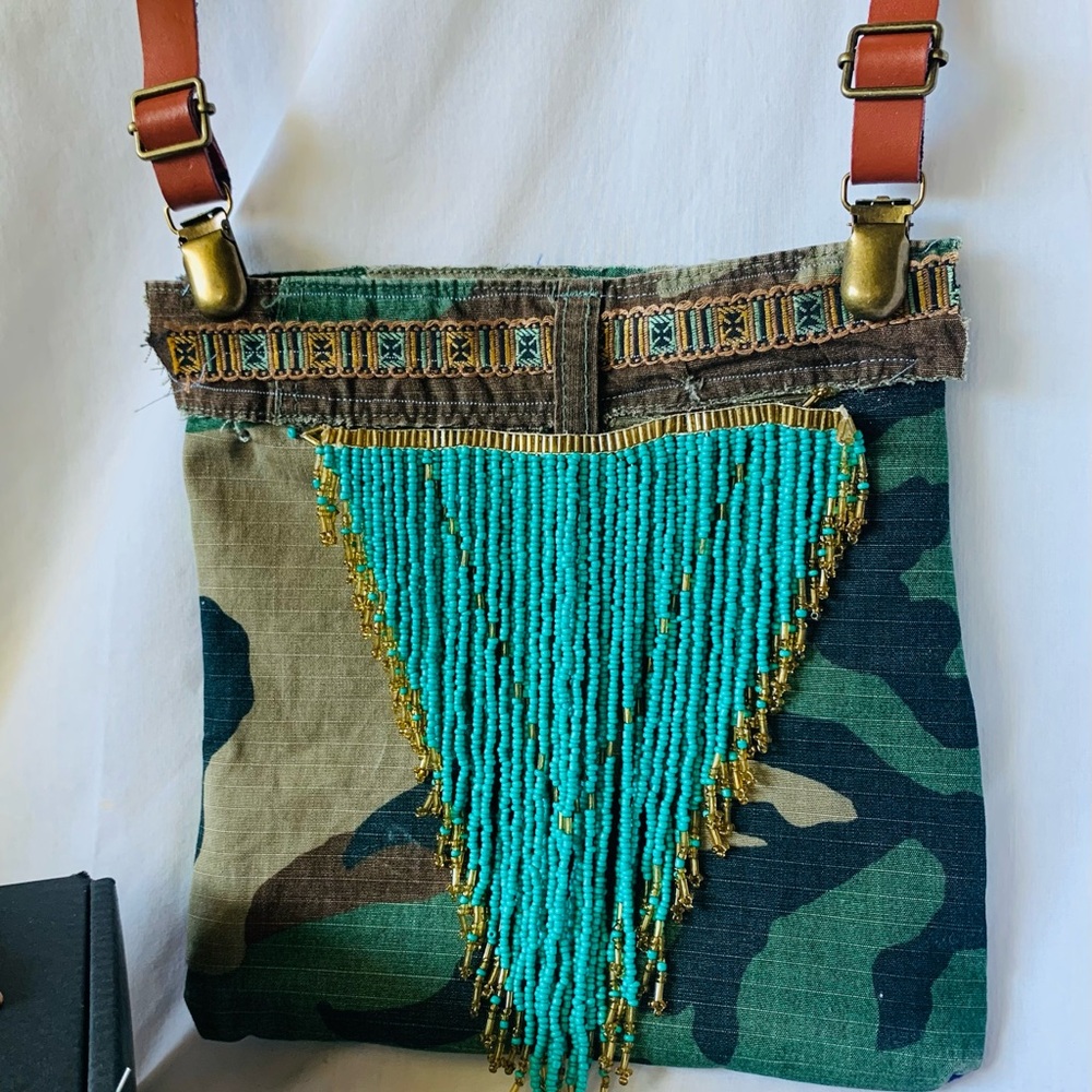 Camouflage and Teal Beaded Crossbody Bag - Picture 2 of 9
